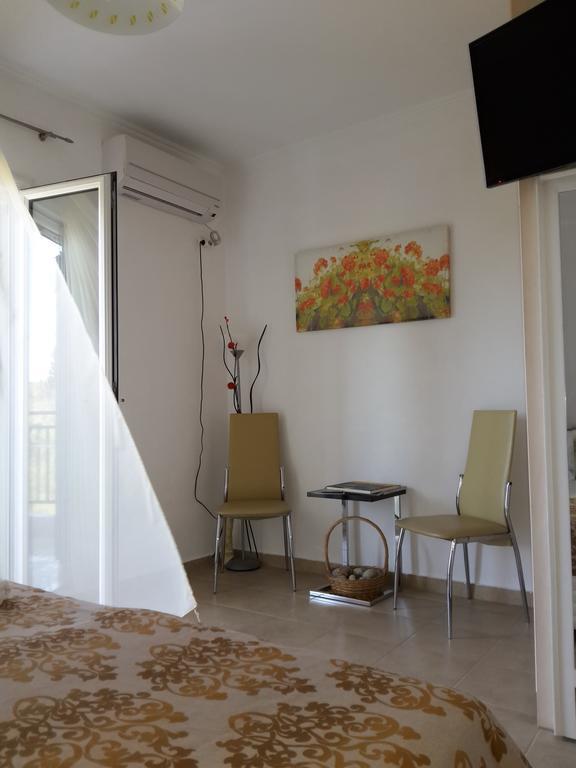 Rodon Apartments Tsoukaládhes Eksteriør billede